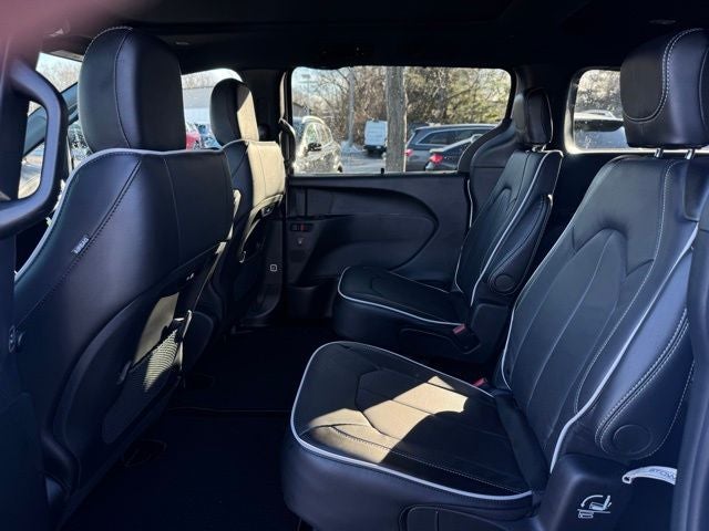 2026 Chrysler Pacifica PACIFICA LIMITED AWD