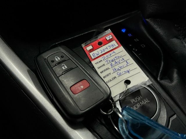 2024 Toyota RAV4 Hybrid XLE