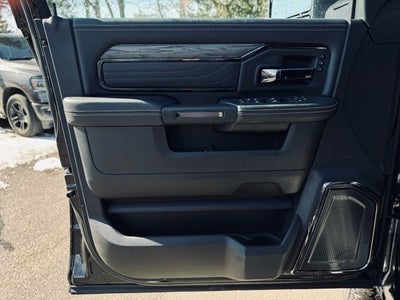 2026 RAM 2500 RAM 2500 LIMITED CREW CAB 4X4 6'4' BOX