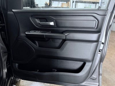 2026 RAM 1500 RAM 1500 EXPRESS CREW CAB 4X4 5'7' BOX