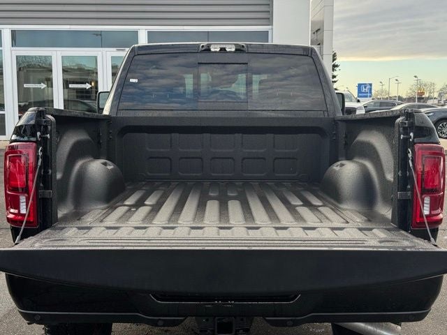 2026 RAM 2500 RAM 2500 LIMITED CREW CAB 4X4 6'4' BOX