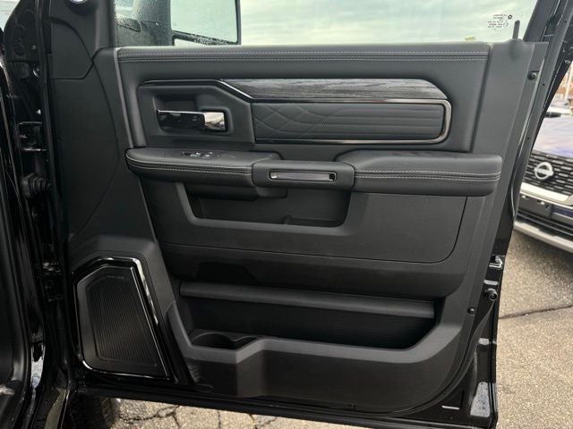 2026 RAM 2500 RAM 2500 LIMITED CREW CAB 4X4 6'4' BOX