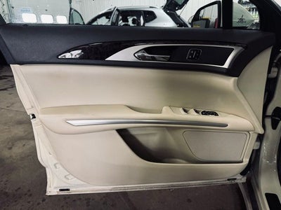 2014 Lincoln MKZ Base