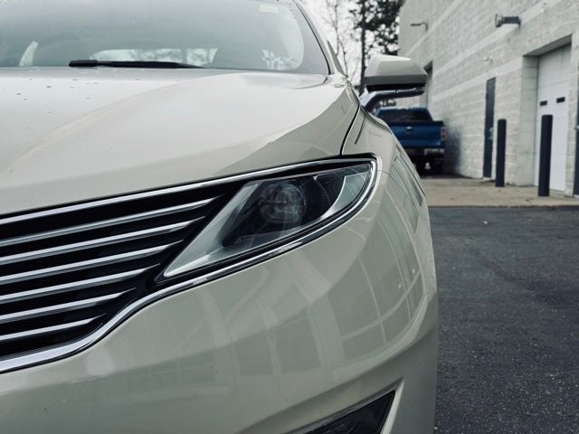 2014 Lincoln MKZ Base