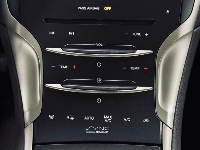 2014 Lincoln MKZ Base