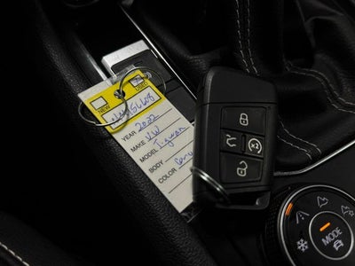 2022 Volkswagen Tiguan 2.0T SE R-Line Black