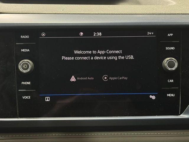 2024 Volkswagen Taos 1.5T SE