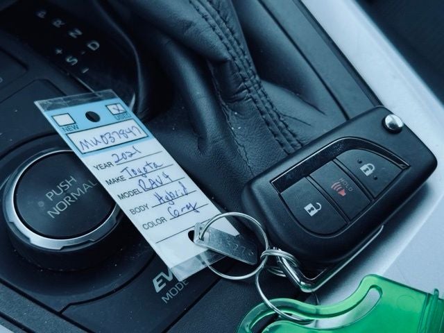 2021 Toyota RAV4 Hybrid LE