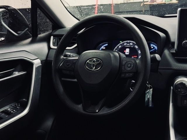 2023 Toyota RAV4 Hybrid LE