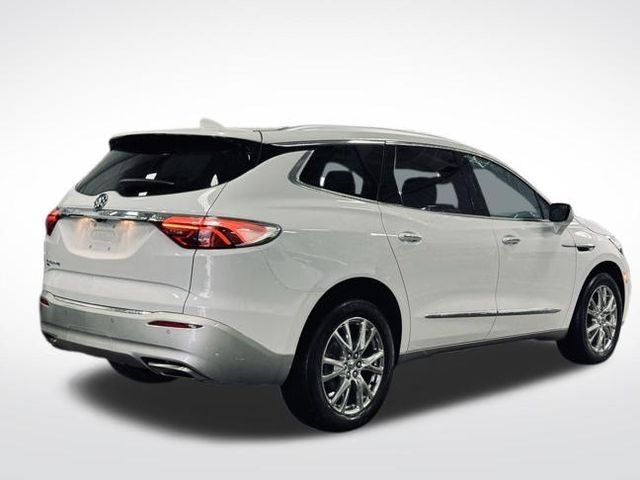 2023 Buick Enclave Essence AWD