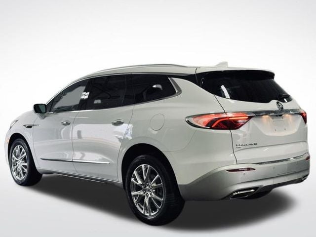 2023 Buick Enclave Essence AWD