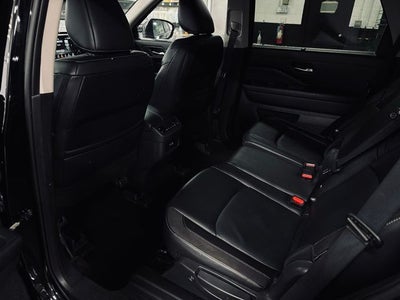 2023 Nissan Pathfinder SL 4WD