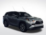 2025 Toyota Highlander Base