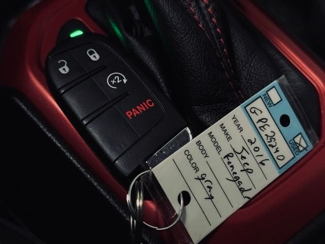 2016 Jeep Renegade Trailhawk