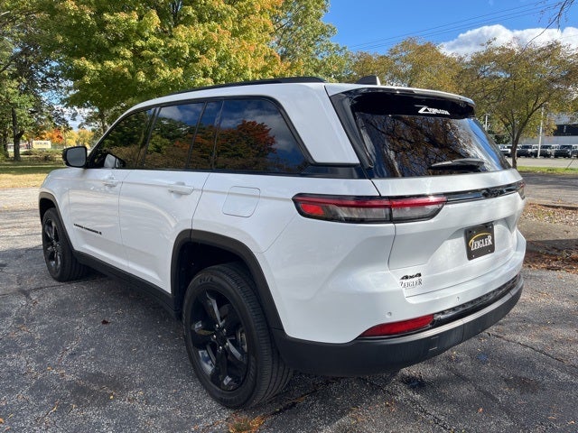 2023 Jeep Grand Cherokee Altitude