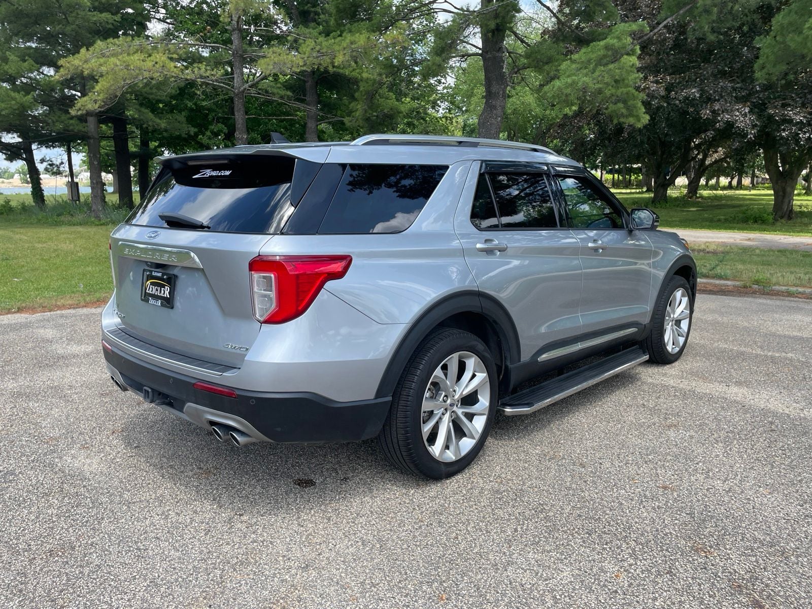 2023 Ford Explorer Platinum