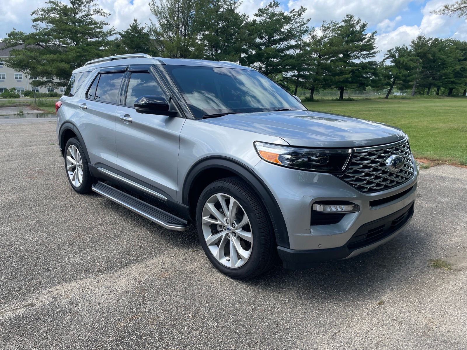 2023 Ford Explorer Platinum