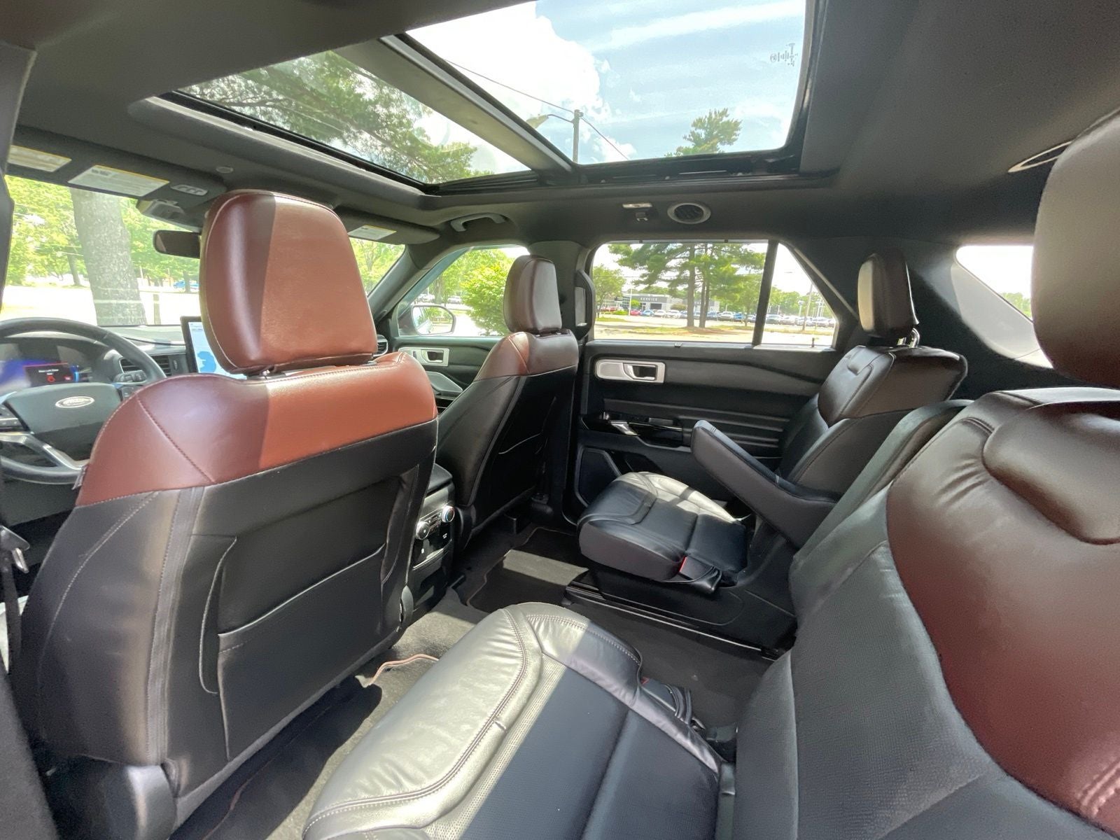 2023 Ford Explorer Platinum