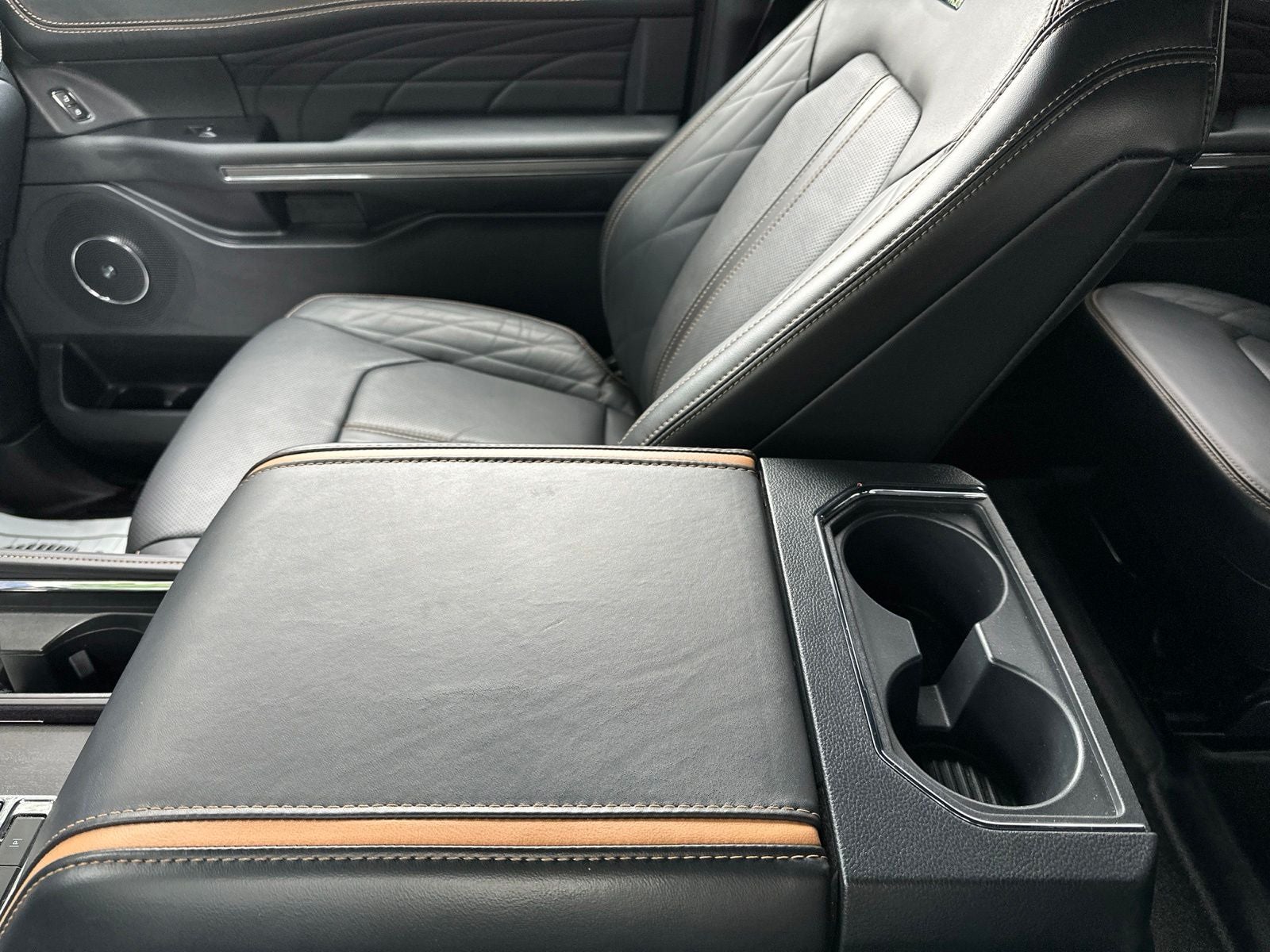 2024 Ford Expedition Max Platinum