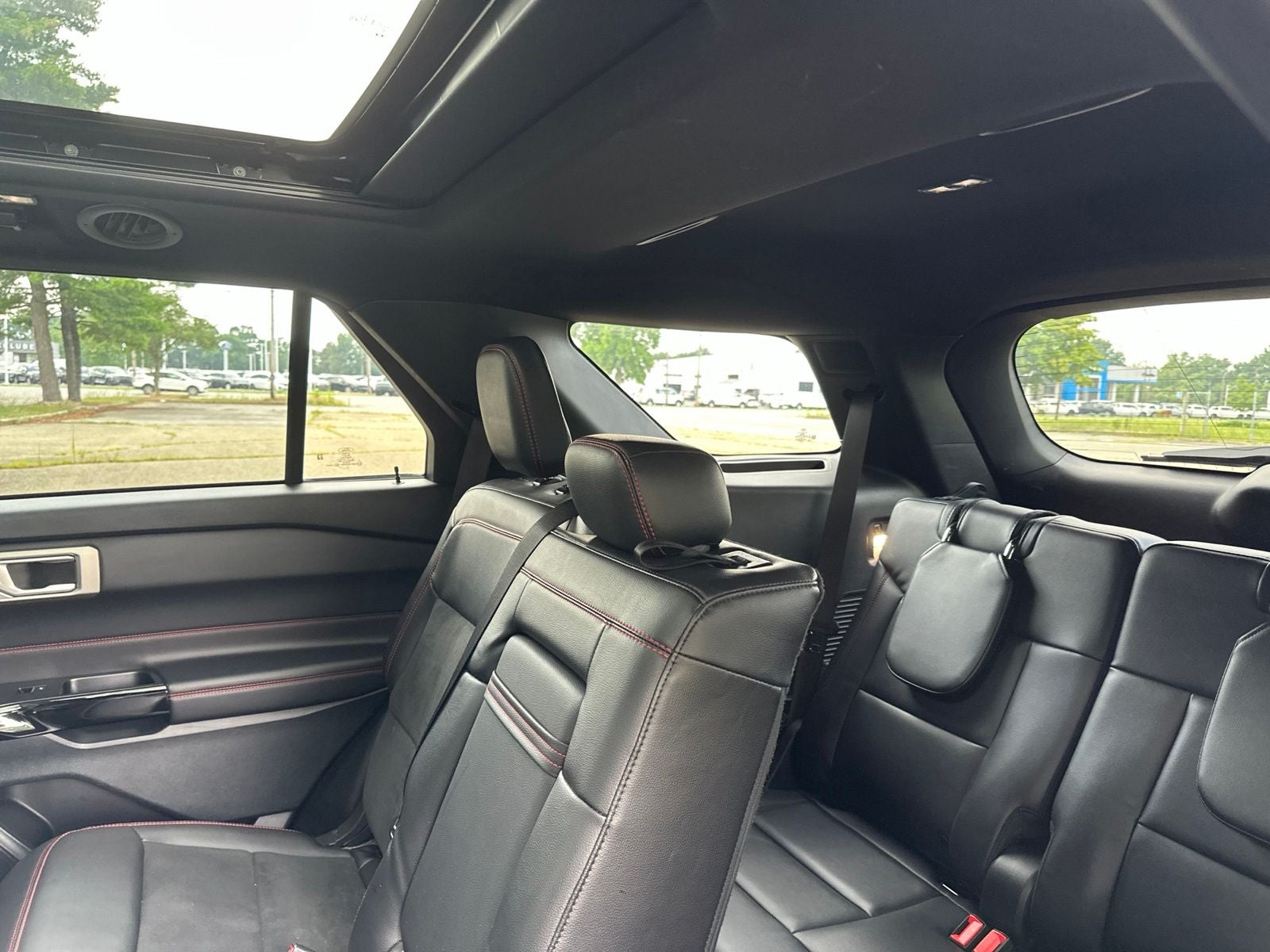 2023 Ford Explorer ST-Line
