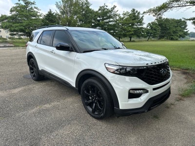 2023 Ford Explorer ST-Line