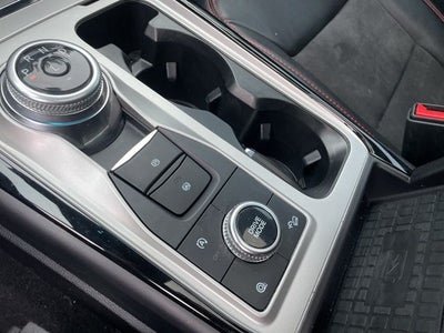 2024 Ford Explorer ST-Line