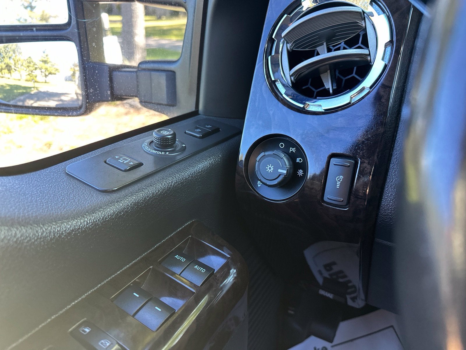 2015 Ford F-250SD Lariat with Platinum package