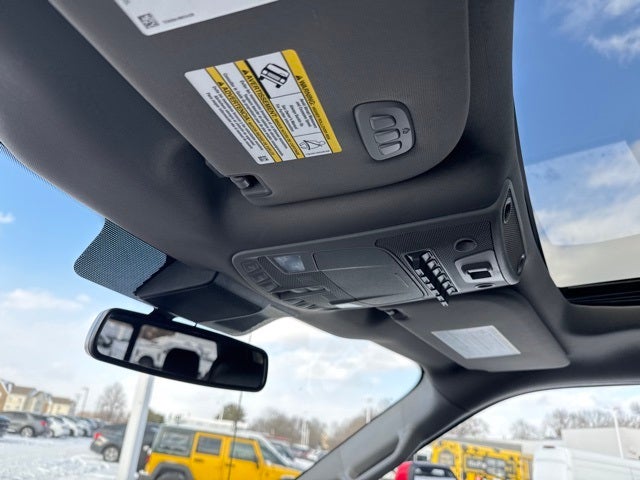 2021 Ford F-350SD Lariat Tremor Package