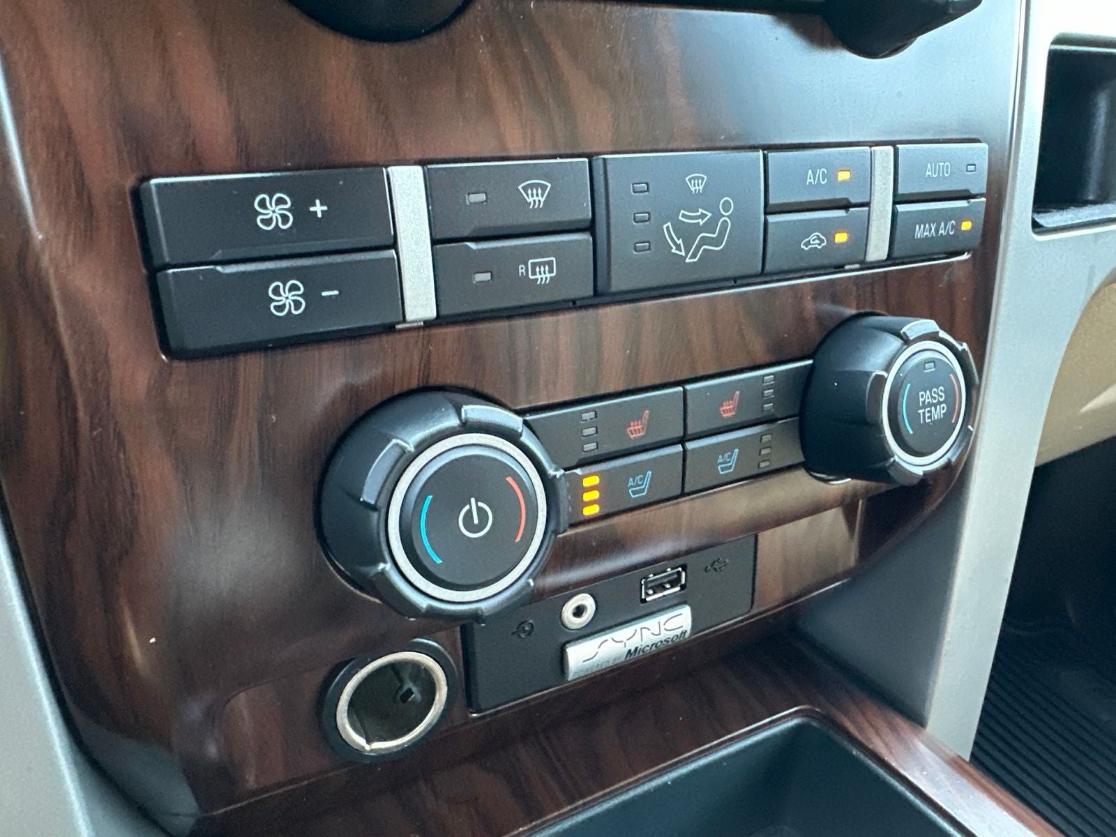 2012 Ford F-150 Lariat