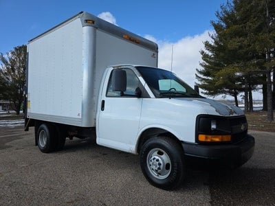 2009 Chevrolet Express 3500 Work Van Cutaway