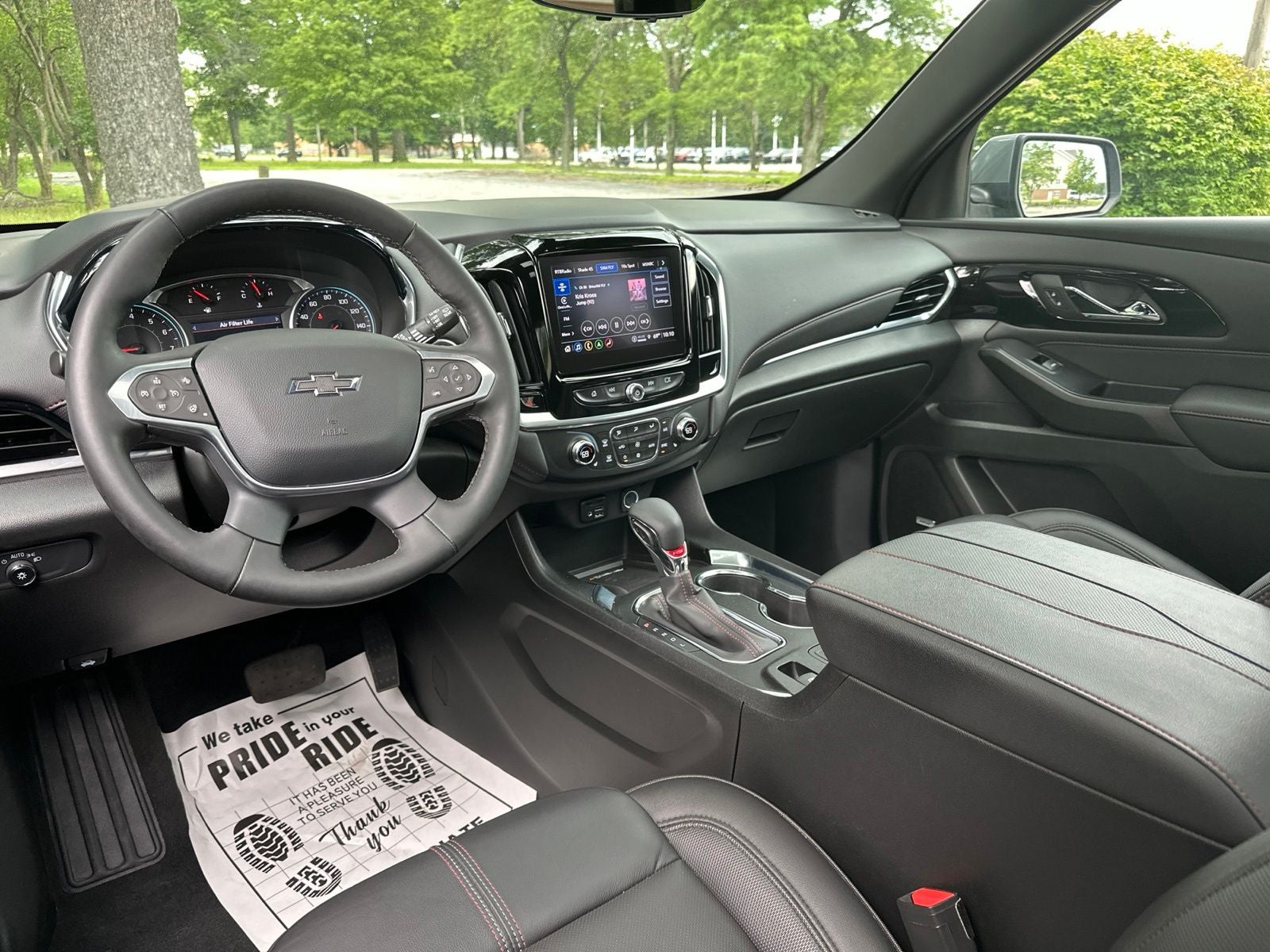 2023 Chevrolet Traverse RS