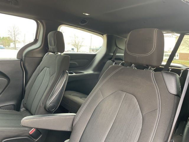 2021 Chrysler Pacifica Touring