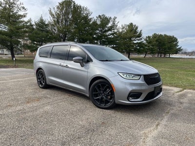 2021 Chrysler Pacifica Touring