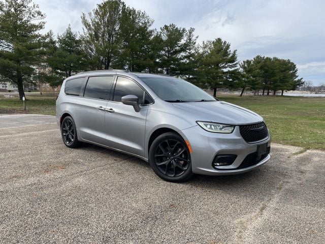 2021 Chrysler Pacifica Touring