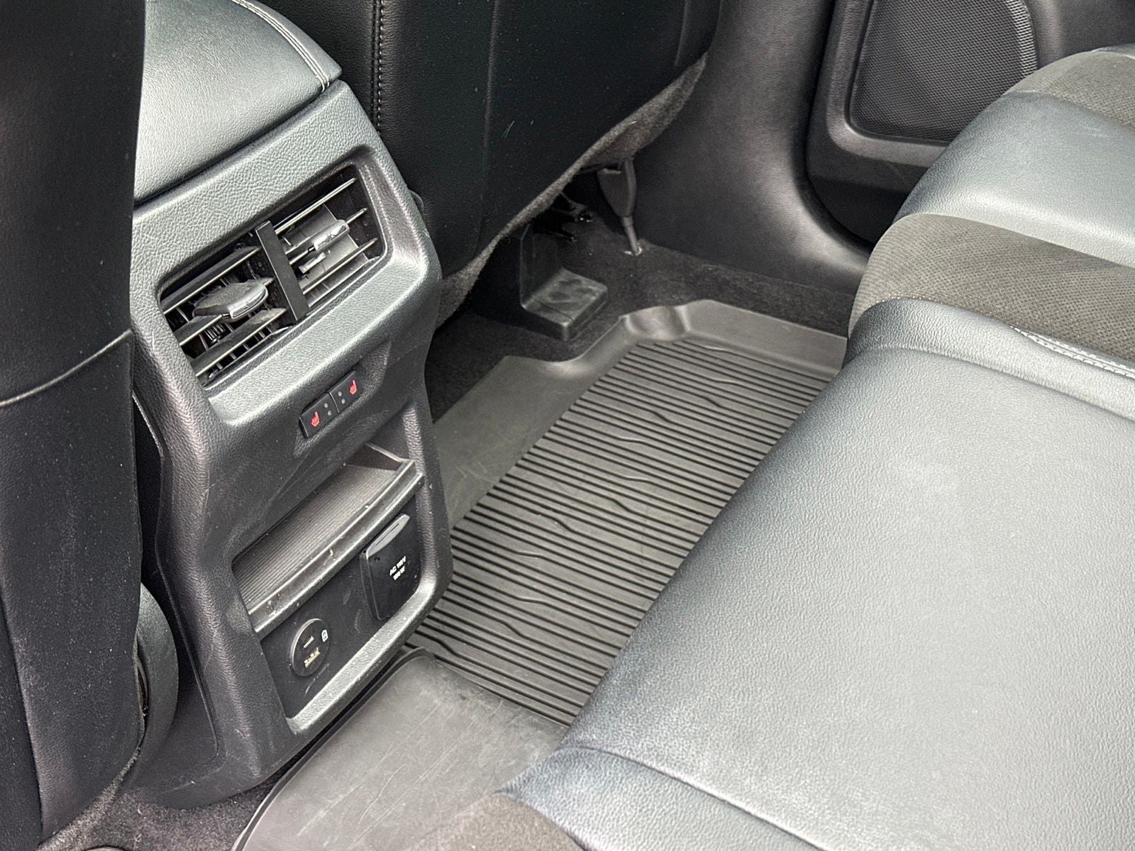 2022 Ford Edge ST