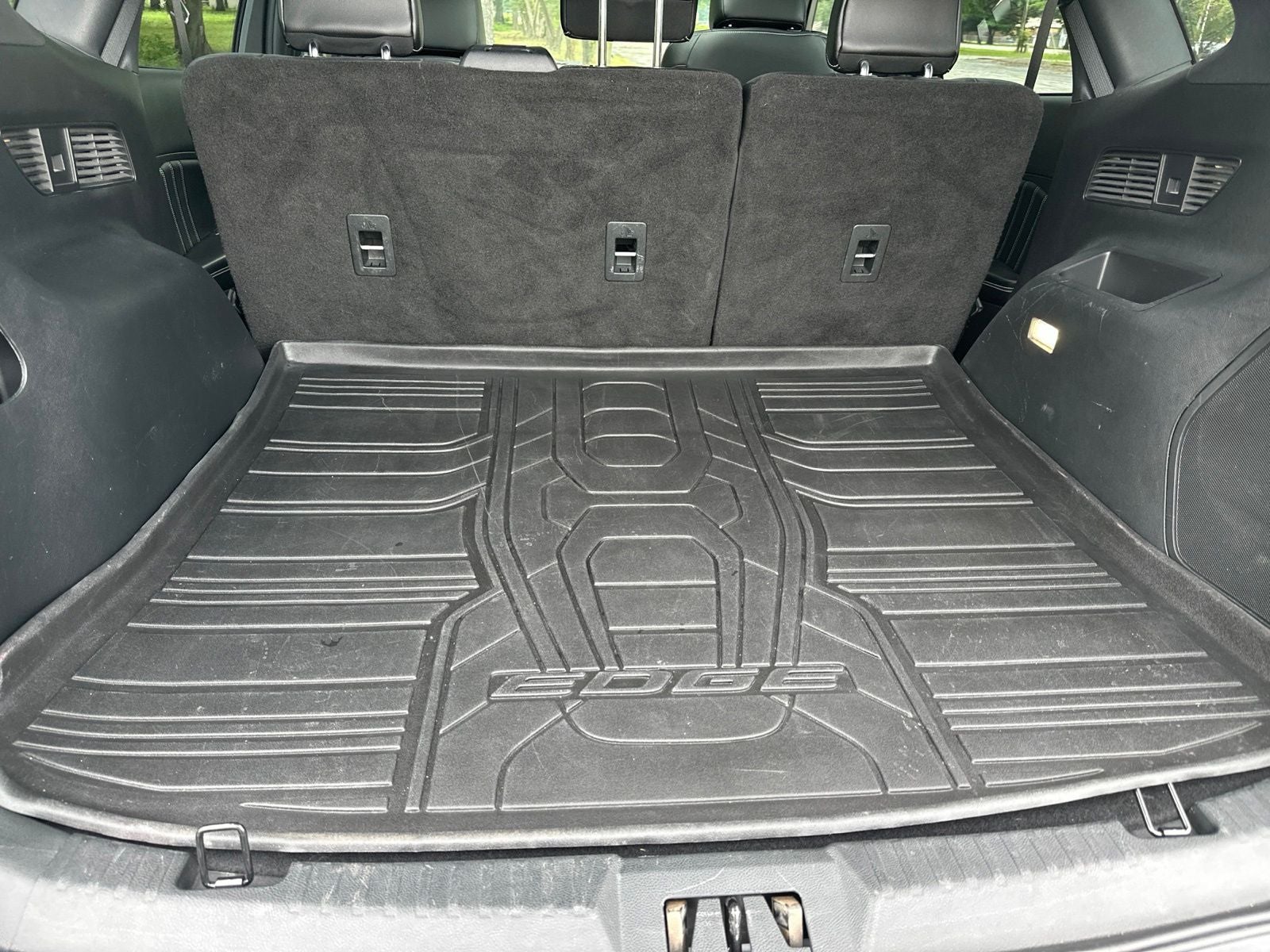 2022 Ford Edge ST