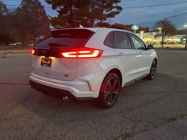 2019 Ford Edge ST