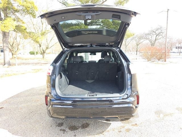 2023 Ford Edge ST Line