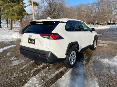 2024 Toyota RAV4 LE