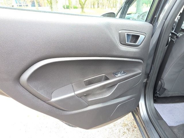 2016 Ford Fiesta SE