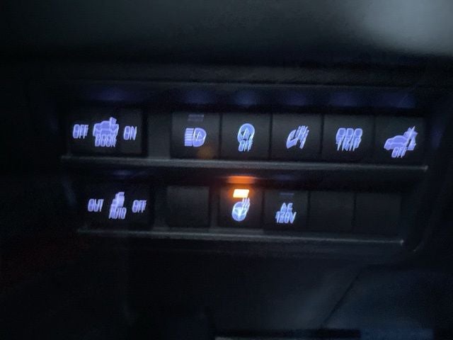 2022 Toyota Tundra Platinum