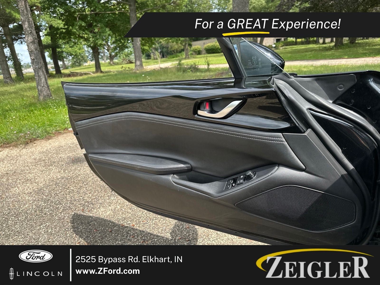 2025 Mazda Mazda MX-5 Miata RF Grand Touring