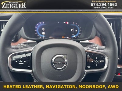 2024 Volvo XC60 B5 Plus Dark Theme