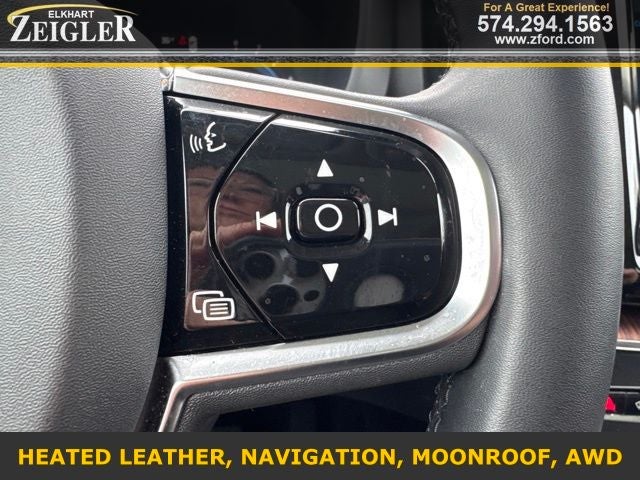 2024 Volvo XC60 B5 Plus Dark Theme