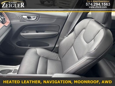 2024 Volvo XC60 B5 Plus Dark Theme