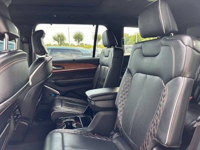 2023 Jeep Grand Cherokee L Summit Reserve