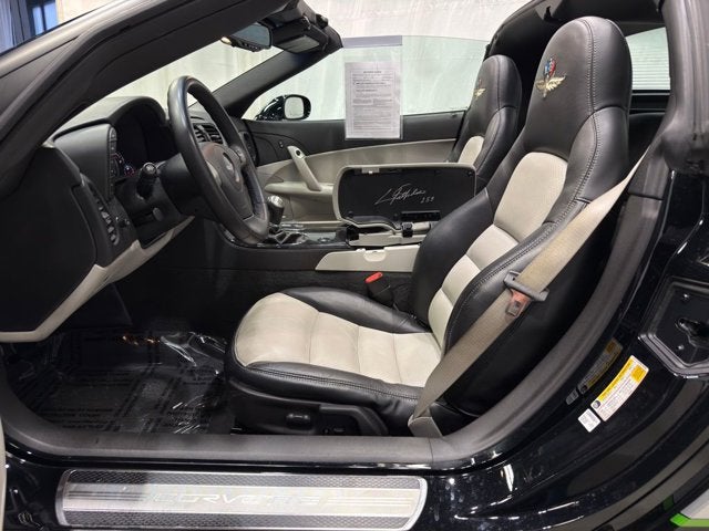 2008 Chevrolet Corvette Indy 500 Pace Car Replica