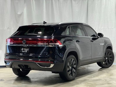2024 Volkswagen Atlas Cross Sport 2.0T SE w/Technology