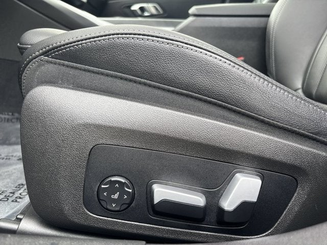 2023 BMW 3 Series 330i xDrive