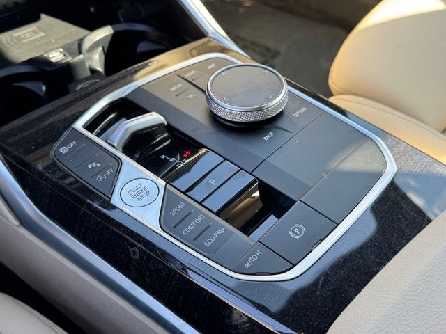 2024 BMW 3 Series 330i xDrive